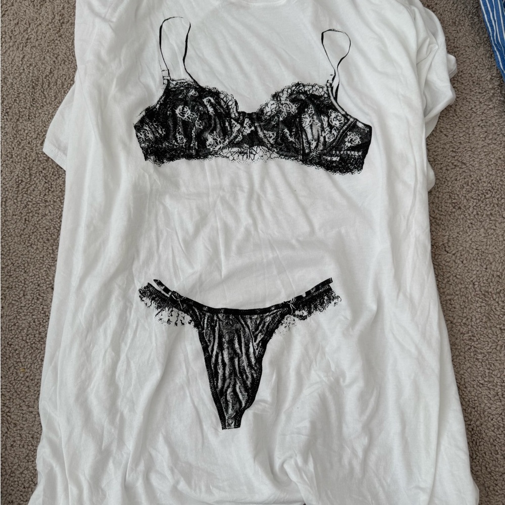 Abercrombie & Fitch White Sleep Shirt with Black Lingerie Print